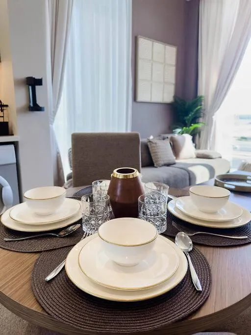 아파트 Naseem Modern Comforts 1-Bedroom Retreat In Meydan 두바이 아랍에미리트